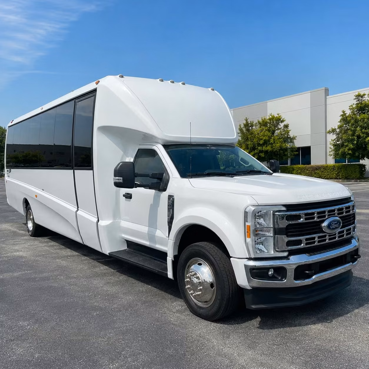 15 passenger minibus