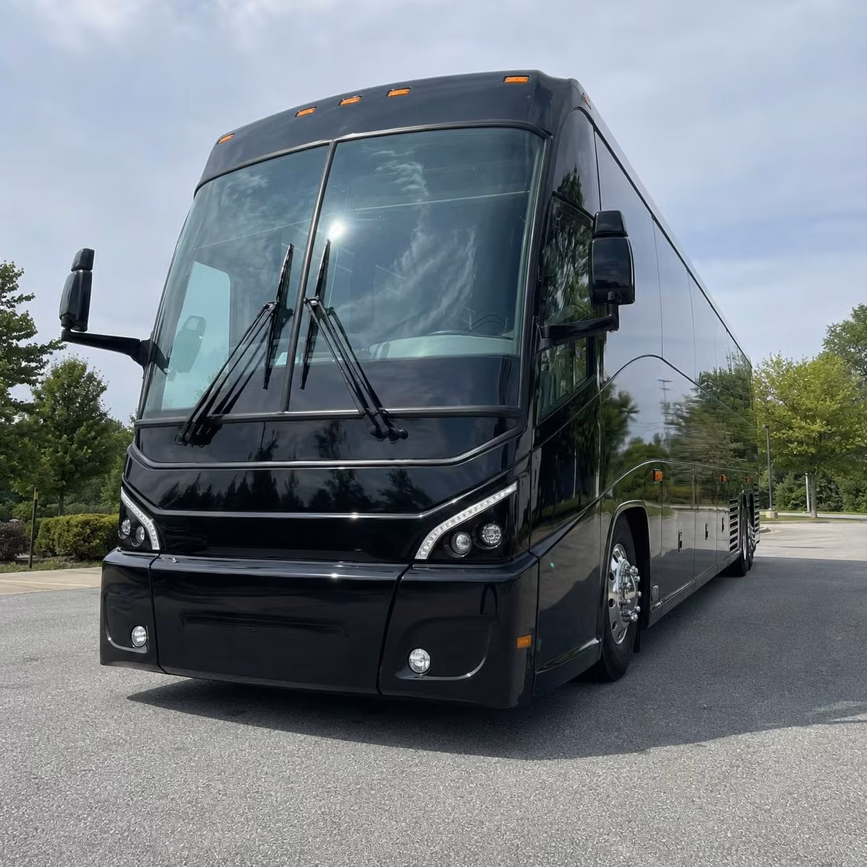 booking federal way airport shuttles for employee travel has never been simpler