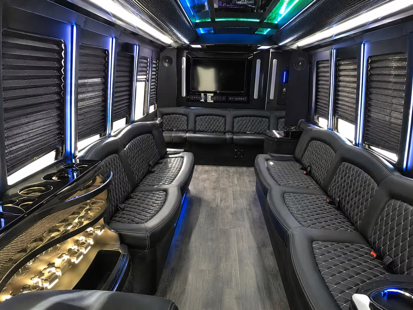 bus rentals for federal way proms homecomings